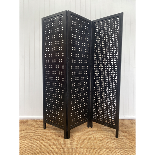 Geometric Screen Antique Black